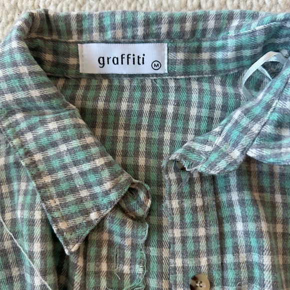 Boutique Distressed Flannel Button Up Top Blue / Green / Orange Graffiti Medium - Picture 5 of 5